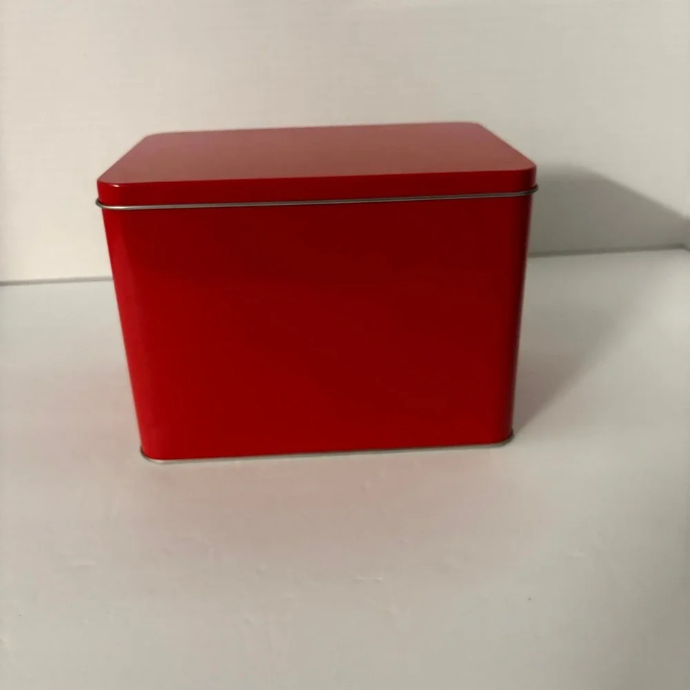 Sandra Lee Semi-Homemade Recipe Card Collection Red Metal Tin w/ Recipe Cards